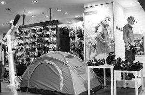 清明踏青熱催生戶外用品消費潮，春游經濟釋放市場活力